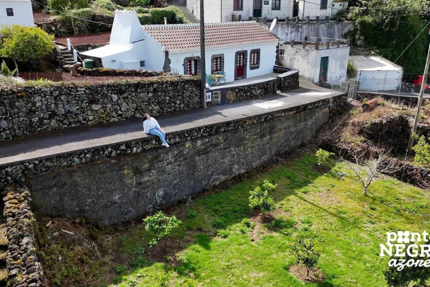 Charming Country House By Ponta Negra Azores Altares Exterior photo